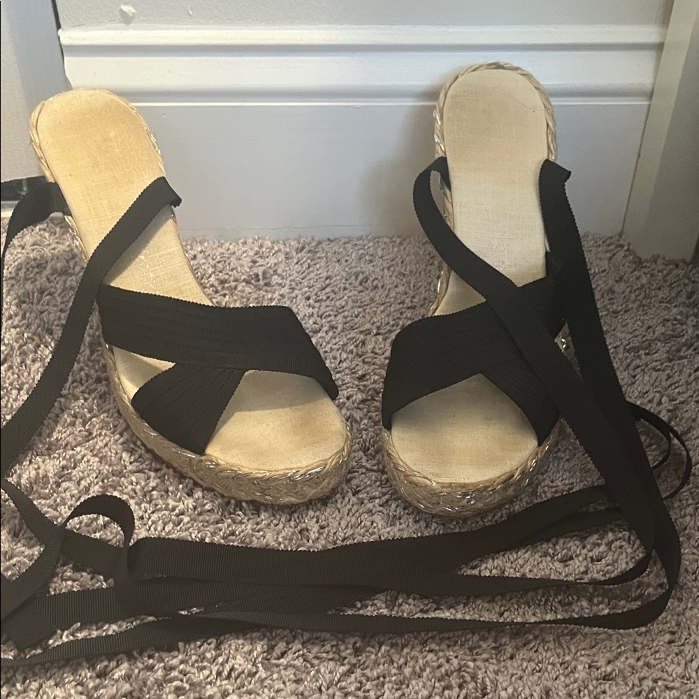 Juicy Couture Black Espadrille Wedges